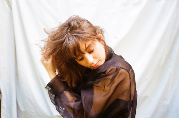 Lucie Bourdeu pic #1257129
