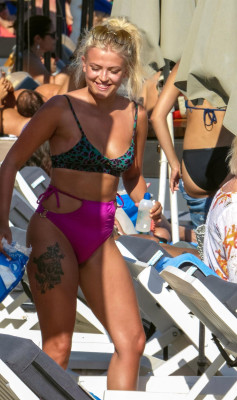 Lucy Fallon pic #1048457