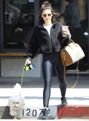 Lucy Hale pic #1129877