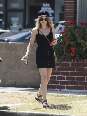 Lucy Hale pic #1057813