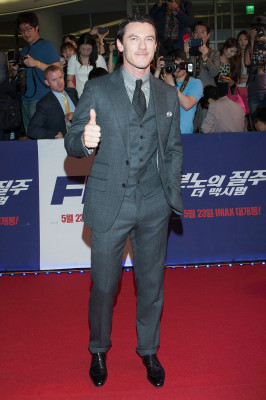 Luke Evans pic #705203