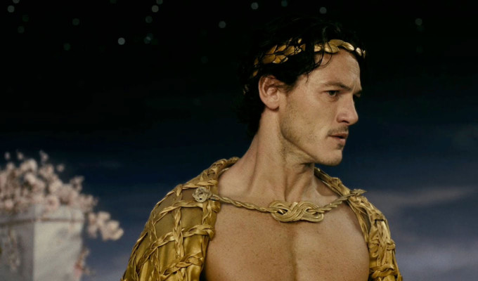 Luke Evans pic #733574