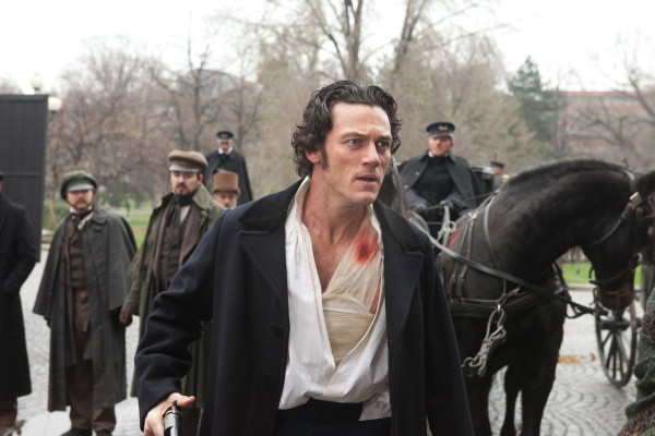 Luke Evans pic #734019