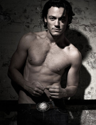Luke Evans pic #742092