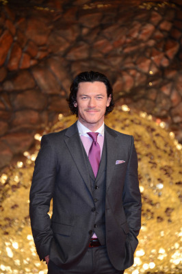 Luke Evans pic #742540