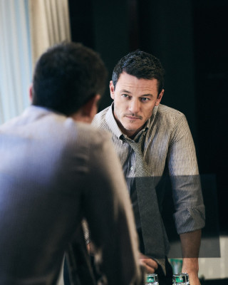photo 10 in Luke Evans gallery [id919725] 2017-03-29 00:00:00