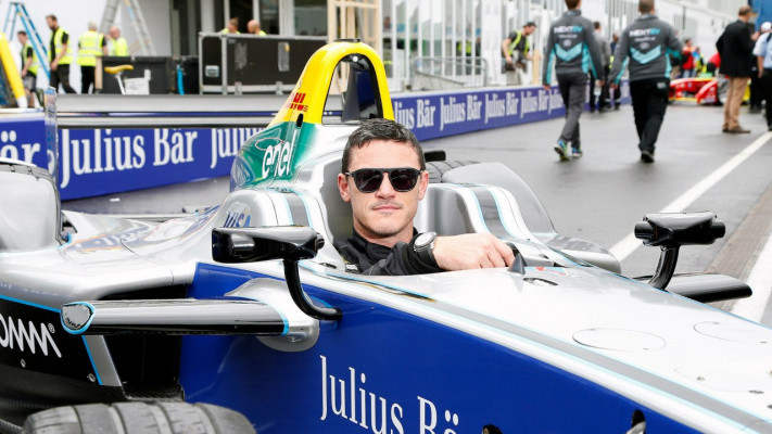 Luke Evans pic #900136