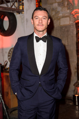 photo 18 in Luke Evans gallery [id899543] 2016-12-26 00:00:00