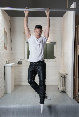 Luke Evans pic #770928