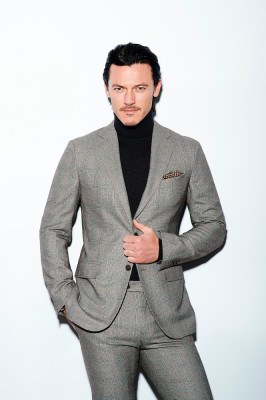 Luke Evans pic #732353