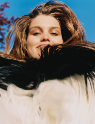 Luna Bijl pic #1123570