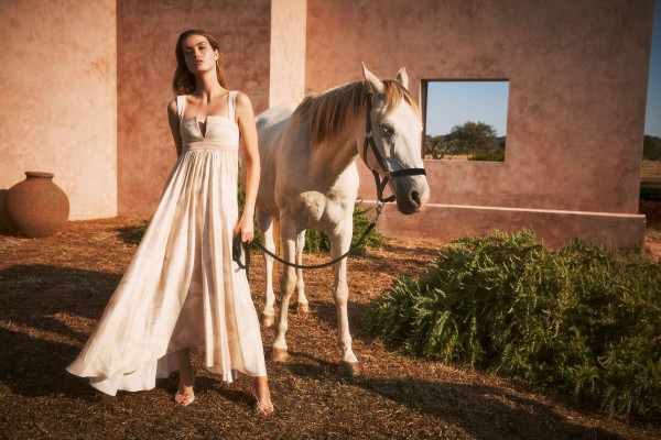 Luna Bijl pic #1366031