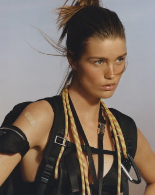 Luna Bijl pic #1259444