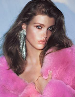 Luna Bijl pic #1121095
