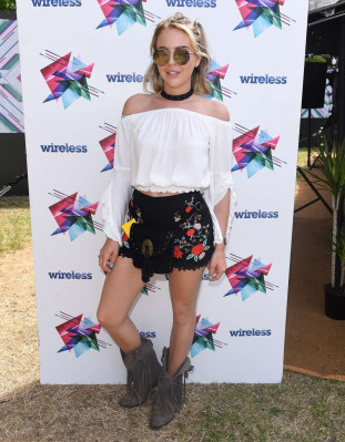 Lydia Bright pic #1014459