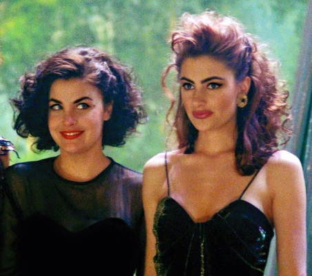 photo 8 in Madchen Amick gallery [id1316220] 2022-11-30 00:00:00