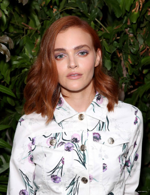 Madeline Brewer pic #1076726