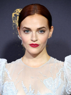 photo 25 in Madeline Brewer gallery [id1076817] 2018-10-23 00:00:00