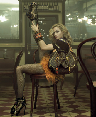 Madonna pic #127280