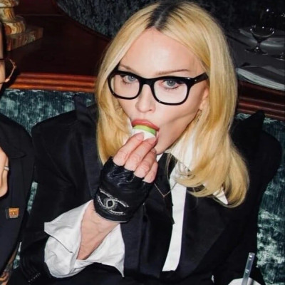 Madonna pic #1371973