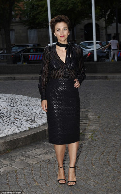 photo 22 in Maggie Gyllenhaal gallery [id785400] 2015-07-16 00:00:00