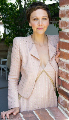 Maggie Gyllenhaal pic #718295