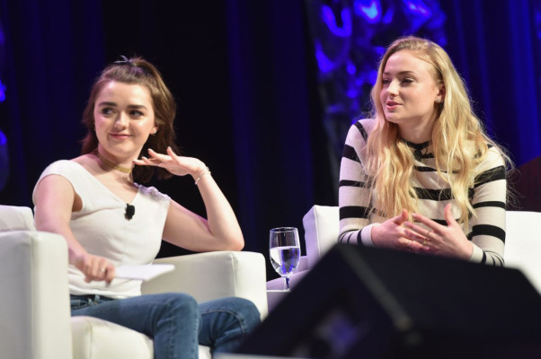 Maisie Williams pic #916132