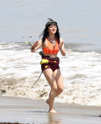 photo 24 in Maisie Williams gallery [id720016] 2014-07-31 00:00:00