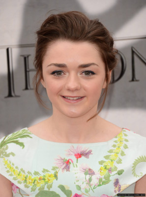 Maisie Williams pic #710769
