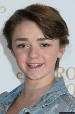 photo 20 in Maisie Williams gallery [id711087] 2014-06-22 00:00:00