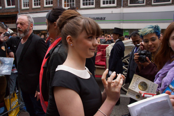 Maisie Williams pic #710193