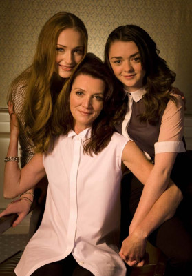 Maisie Williams pic #711122