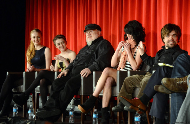 Maisie Williams pic #710731