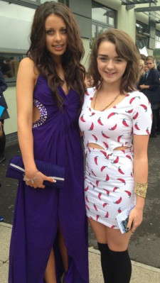 Maisie Williams pic #711091