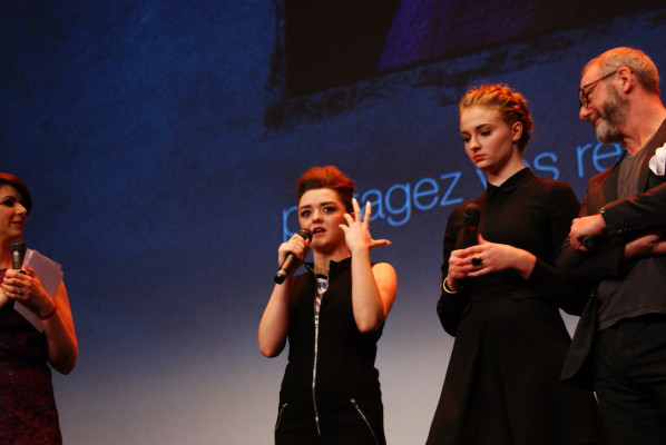Maisie Williams pic #709498