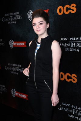 Maisie Williams pic #709747