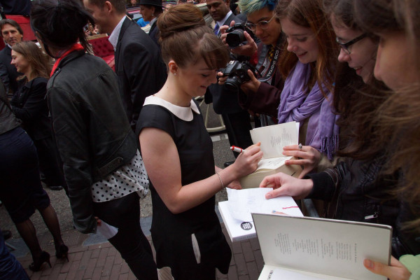 Maisie Williams pic #710184