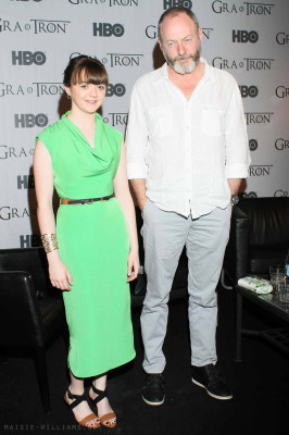Maisie Williams pic #710367