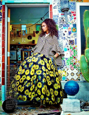 Malaika Firth pic #1180978