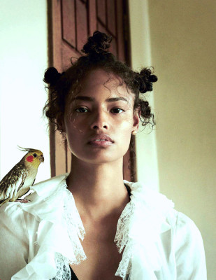 Malaika Firth pic #1180975