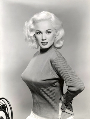 Mamie Van Doren pic #379016