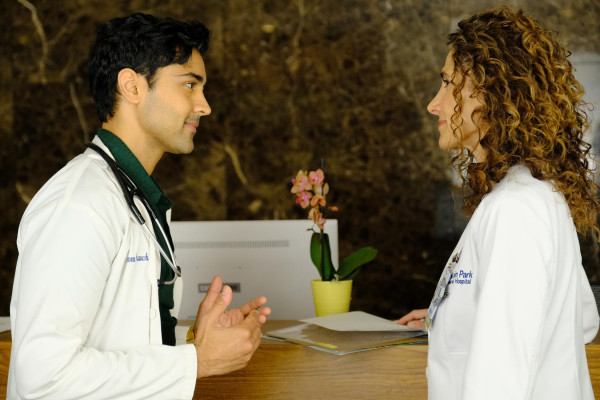 Manish Dayal pic #1222748