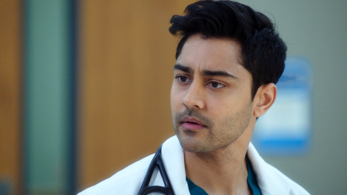 Manish Dayal pic #1220771