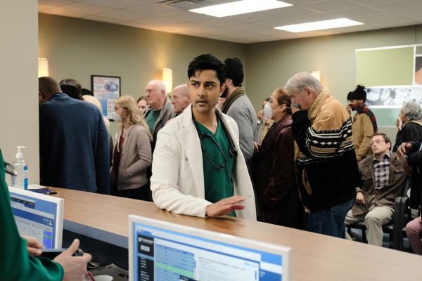 Manish Dayal pic #1219582
