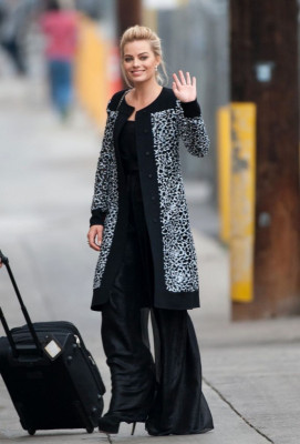 Margot Robbie pic #665480