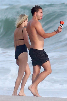 Margot Robbie pic #1053679