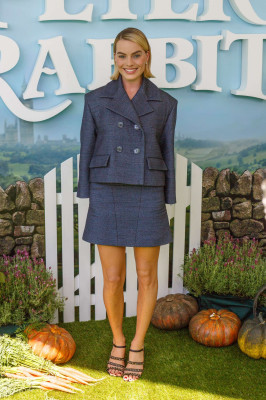 Margot Robbie pic #1021833
