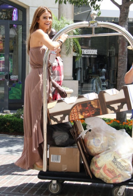 Maria Menounos pic #630624