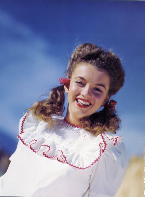 Marilyn Monroe pic #255903