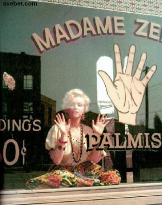 Marilyn Monroe pic #284372